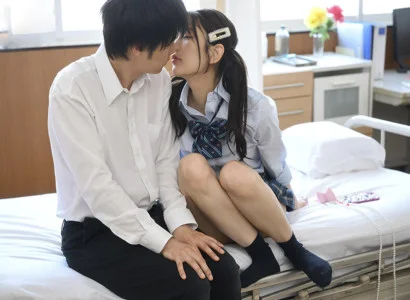 Nam sinh bị bạn cùng lớp trịch thượng cởi đồ và dạy cho một bài học nhớ đời