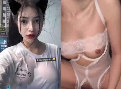 Cận cảnh vòng một và vòng ba của Uyên khi cô ấy cưỡi ngựa